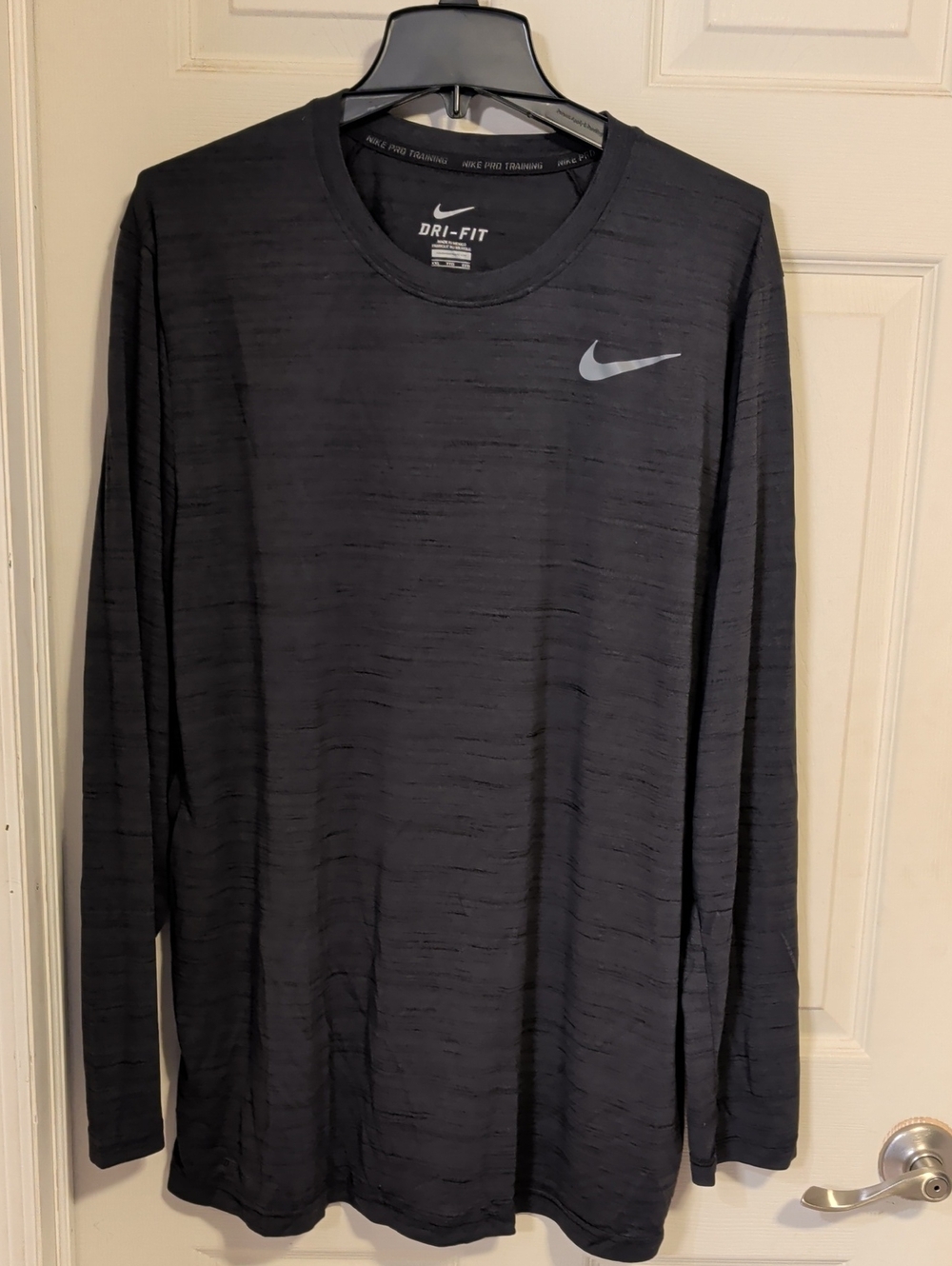 Nike Dri-FIT Men’s Long-Sleeve Pro Training Shirt - Charcoal Grey XXL